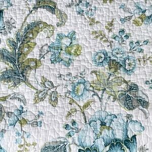 ARTISAN de LUXE Reversible Cotton Striped Floral Quilt Queen